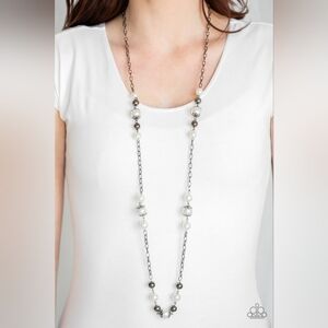 Wallstreet Waltz Necklace